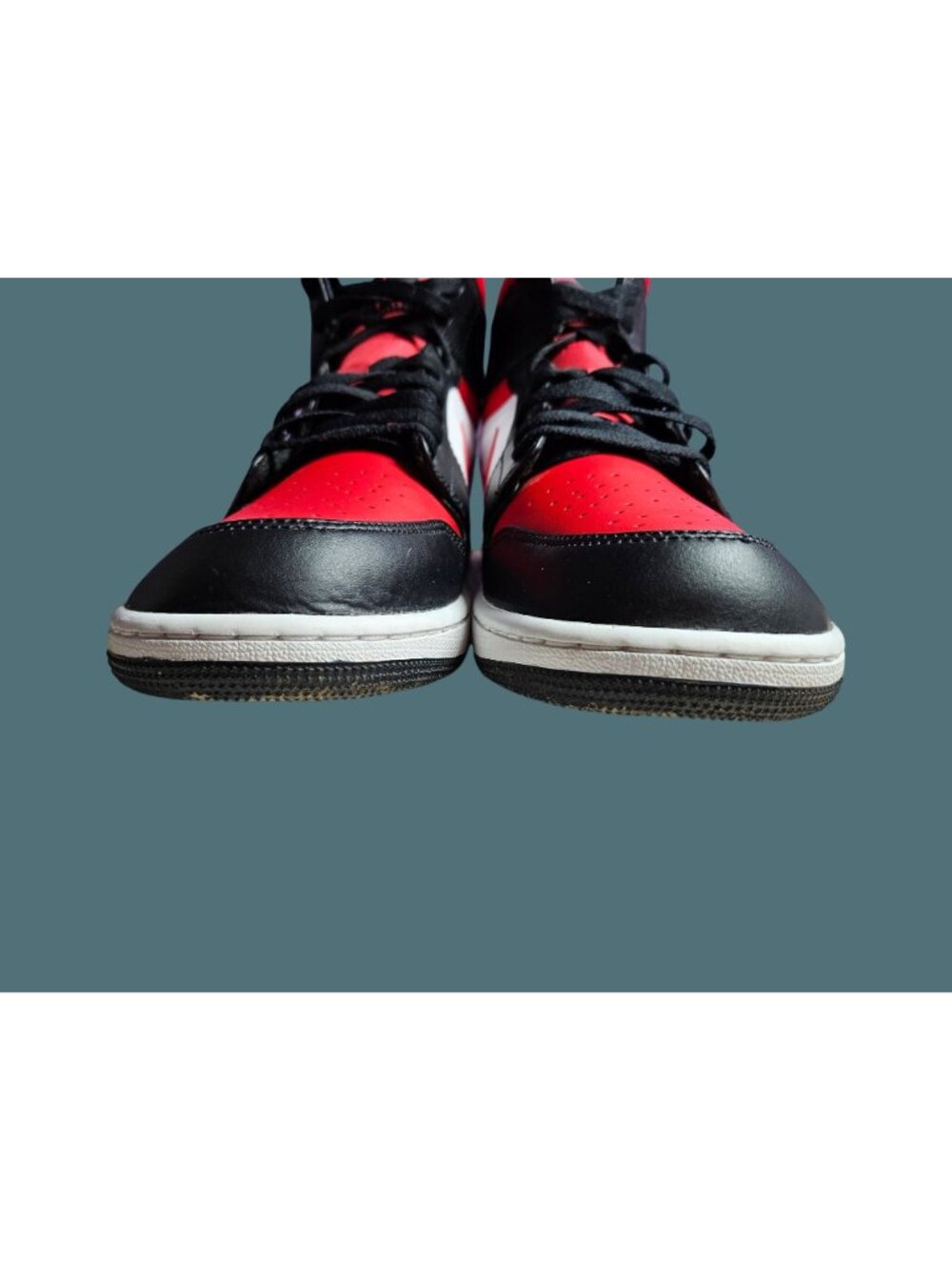 Air Jordan 1 Mid "Bred Toe" Sneakers Men Size 13 White/Black/Fire Red - Picture 7 of 16